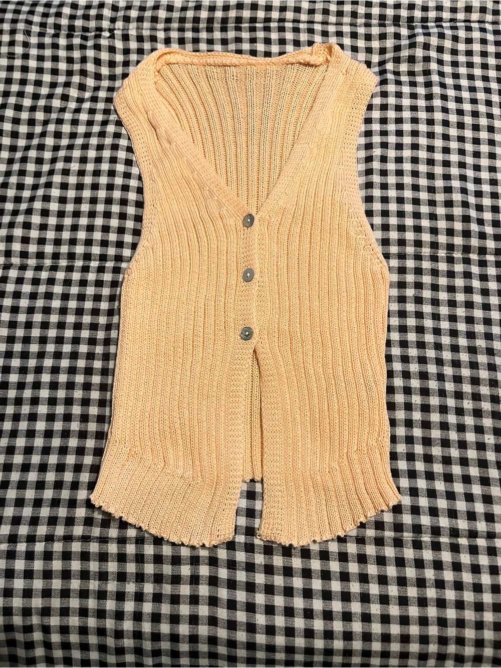 SHEIN Peach Ribbed V-Neck Button Front Knit Vest small